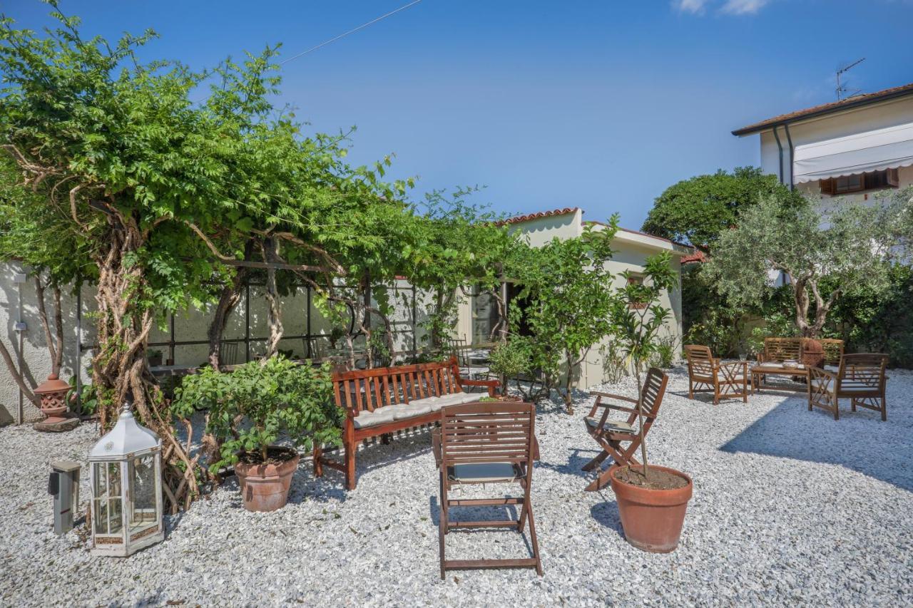 I Levrieri Hotell Torre del Lago Puccini Eksteriør bilde