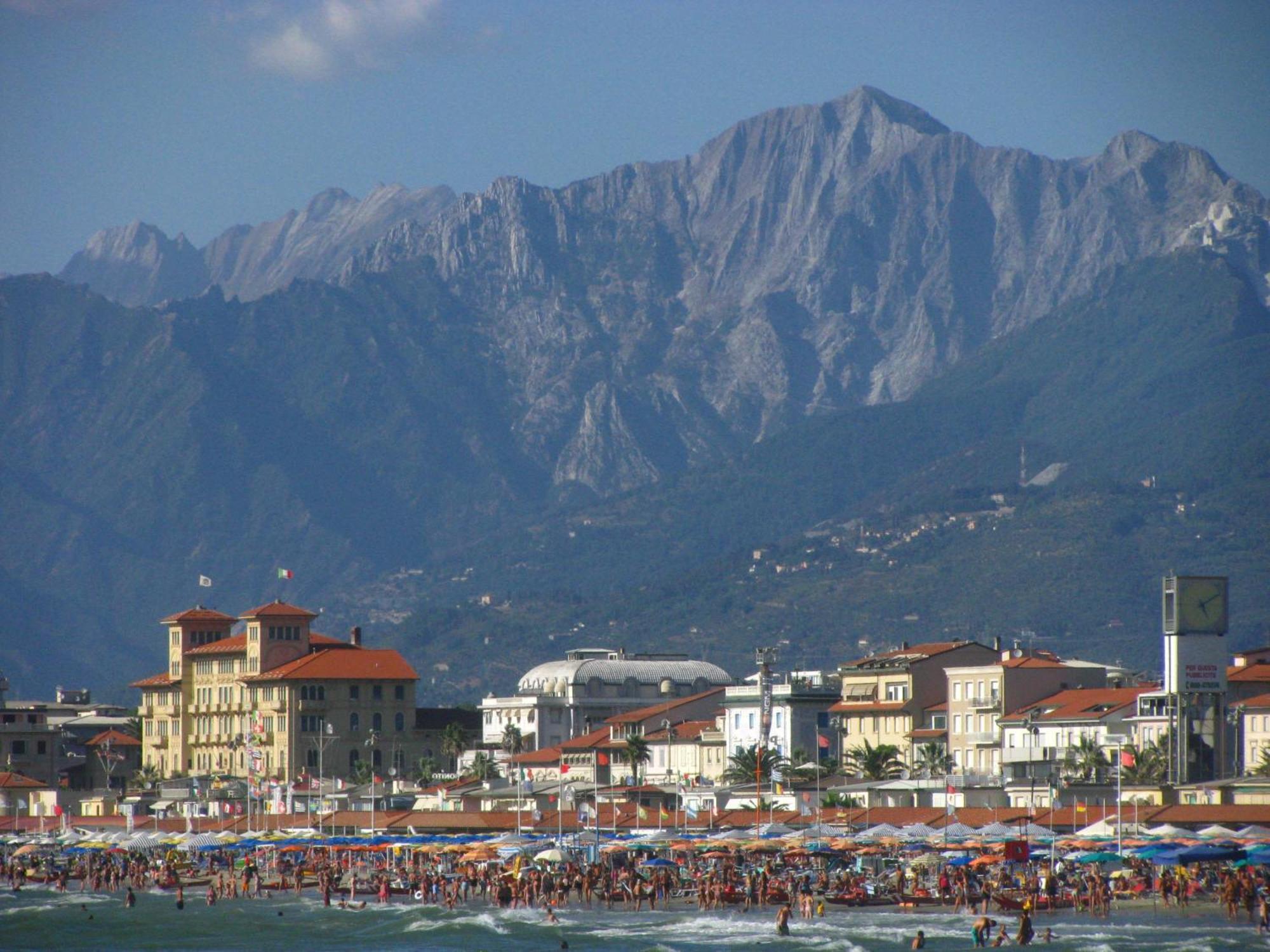 I Levrieri Hotell Torre del Lago Puccini Eksteriør bilde